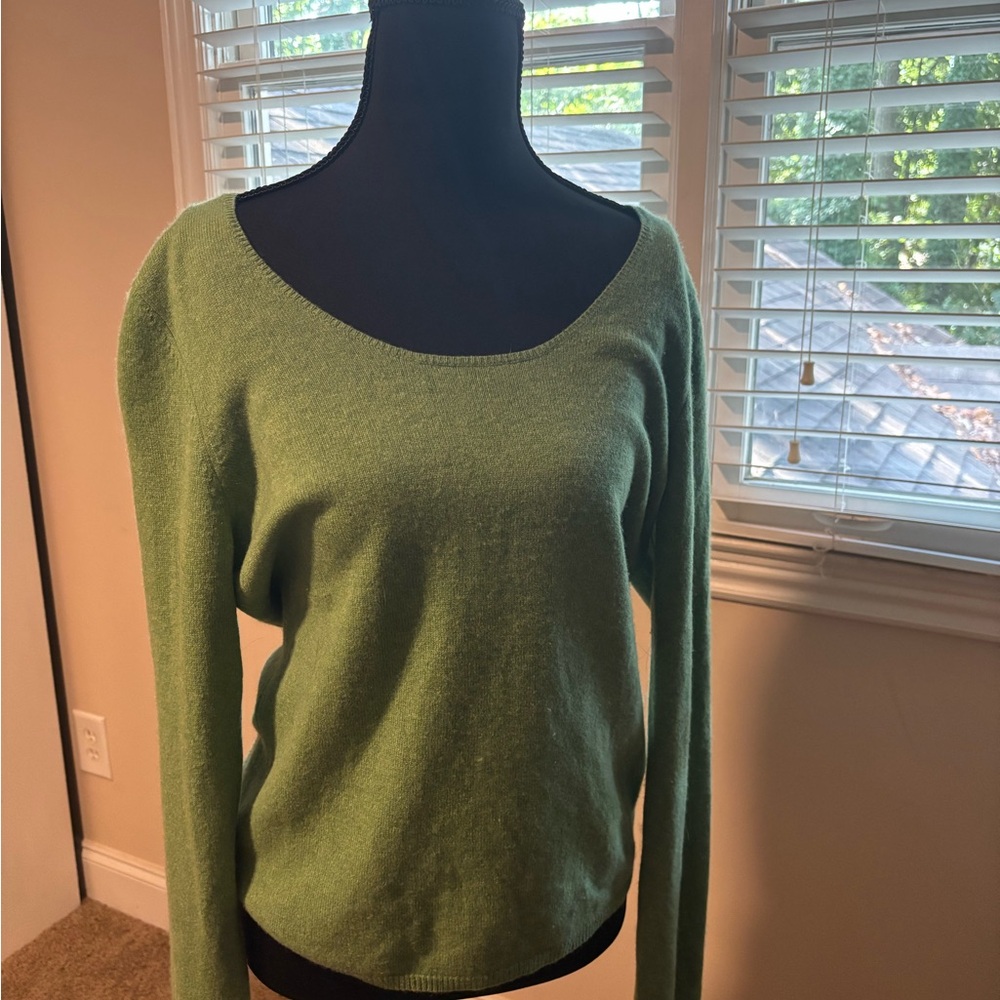 Peck & Peck Sage Green Women's Crew Neck Sweater